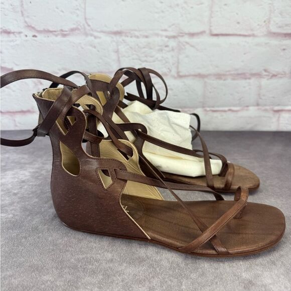 Chanel Interlocking CC Logo Leather Gladiator Sandals 38 - Picture 3 of 10